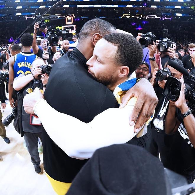 過(guò)去7年，勇士5年盈利NBA第一！詹皇加入，湖人卻從第一跌到第三